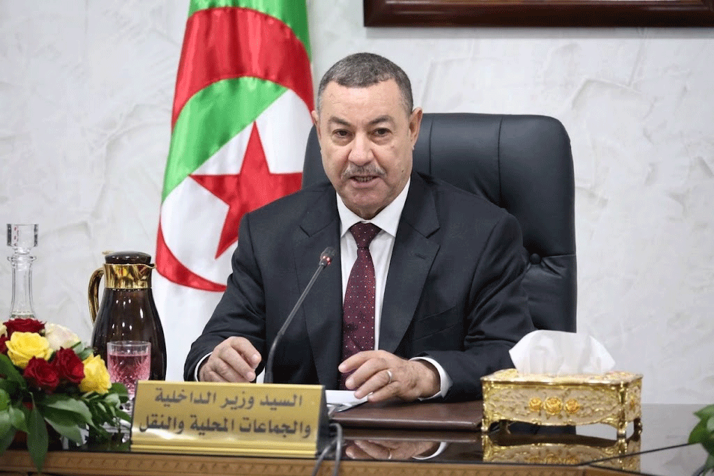 سعيود يدعو الولاة إلى تكثيف العمل الميداني والتكفل بانشغالات المواطنين