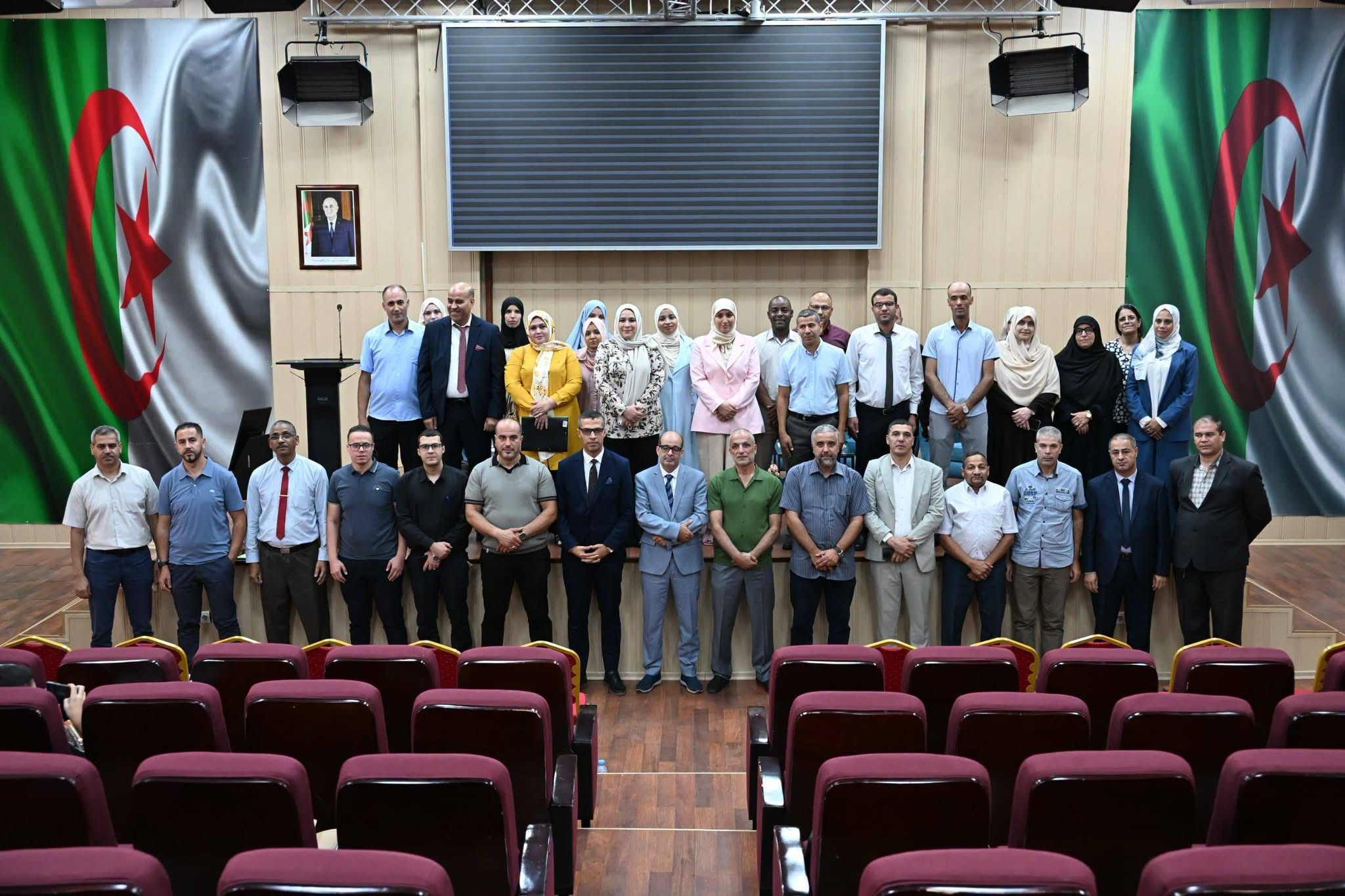 جامعة التكوين المتواصل تنصّب 50 أستاذًا جديدًا لتعزيز التأطير البيداغوجي