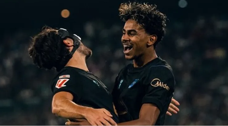 برشلونة يضرب ريال بيتيس بخماسية ويعزز صدارته للدوري الإسباني