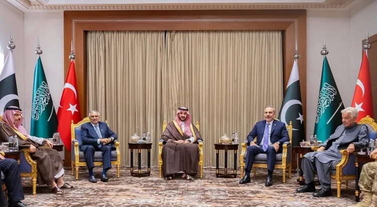 اجتماع أمني مرتقب في طهران يجمع وزراء ومسؤولين من السعودية وتركيا وباكستان لبحث أمن المنطقة