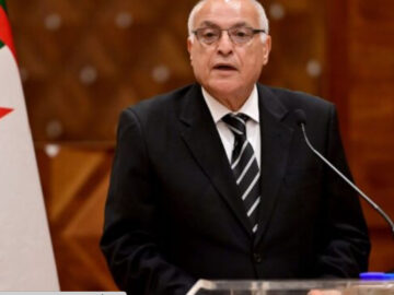 وزير الخارجية